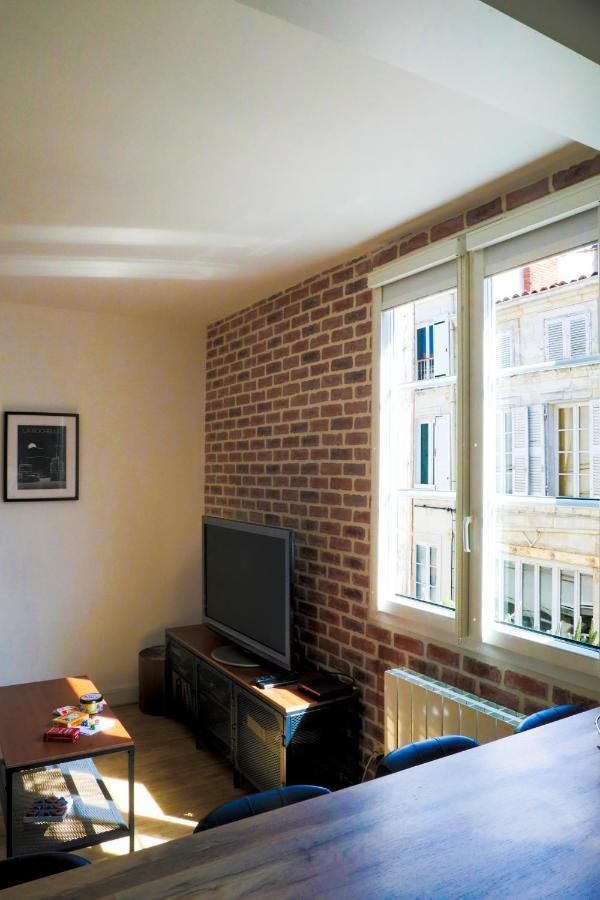 Appart Cosy Entre Vieux Port Et Marche Central 라로셸 외부 사진